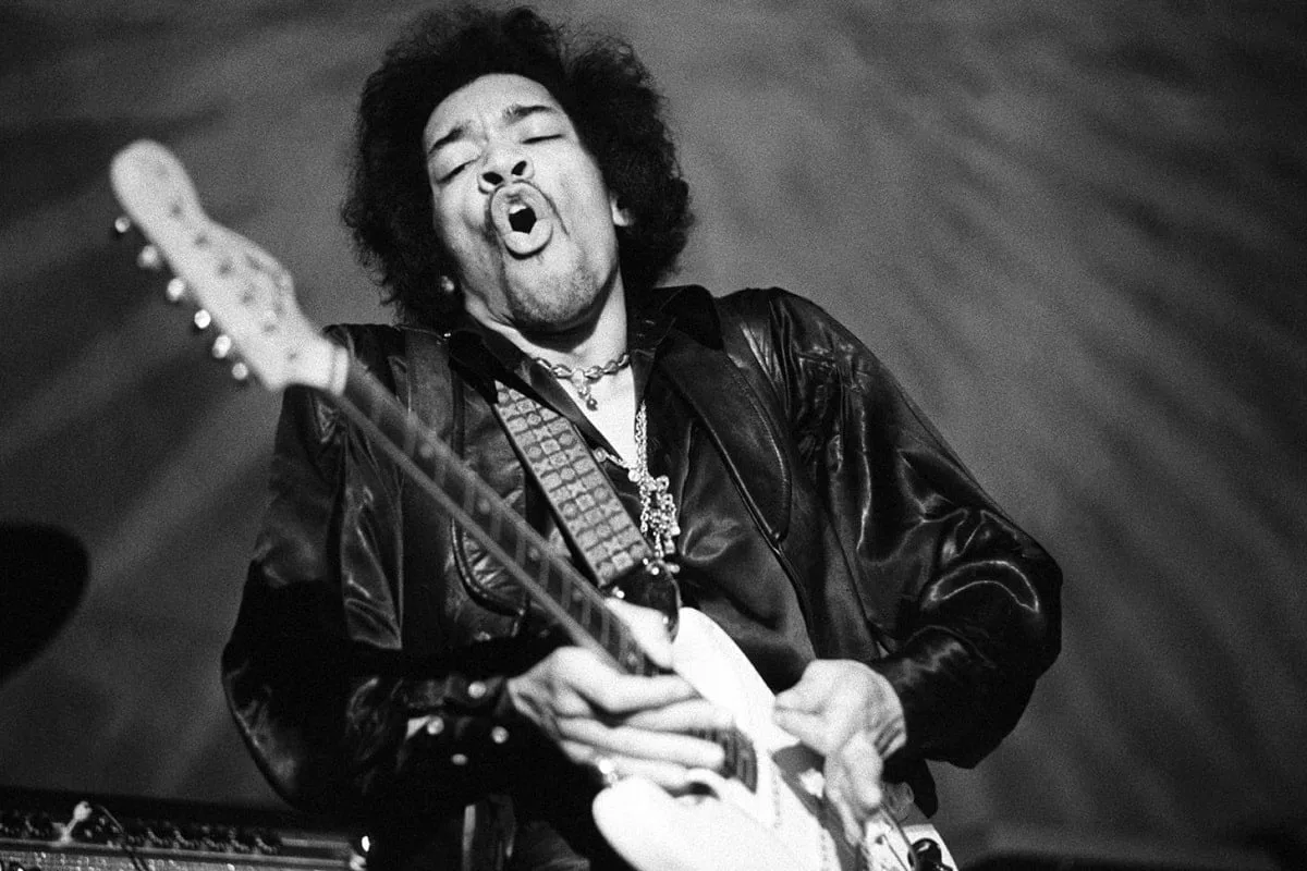 3 músicos que revolucionaron la guitarra eléctrica