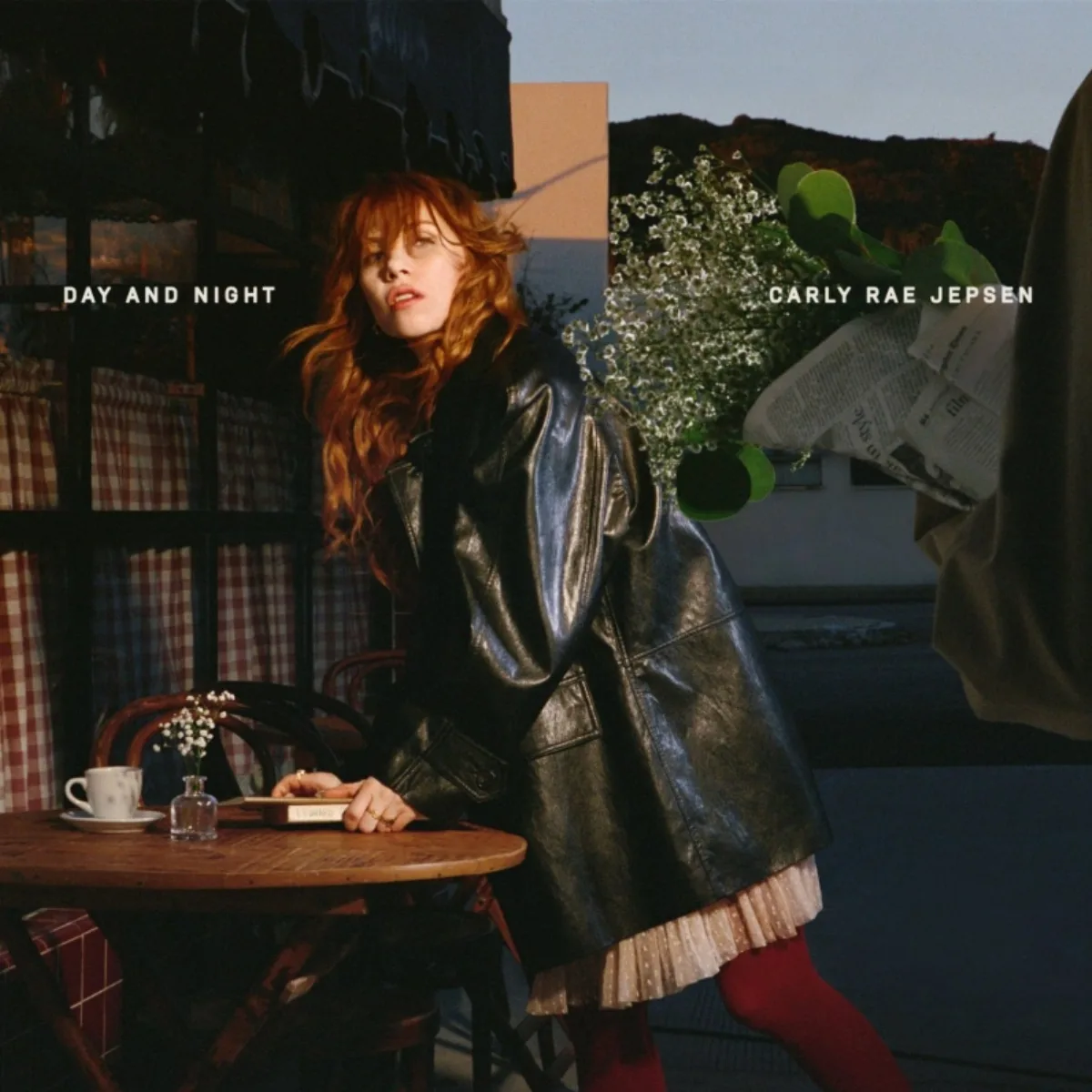 Carly Rae Jepsen sorprende con 'Day and Night', su primer álbum doble